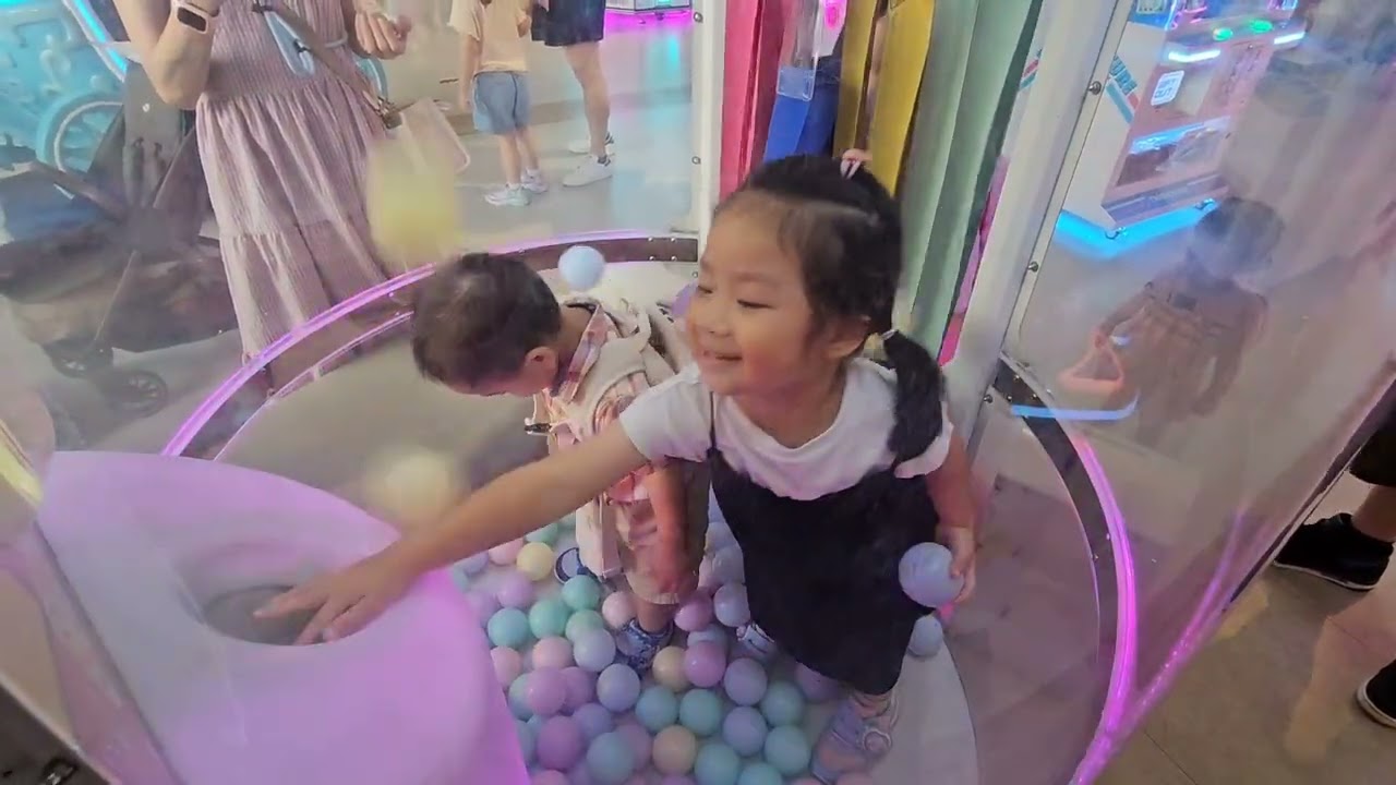 2025／7／19 來華泰名品饅頭家族玩遊戲囉