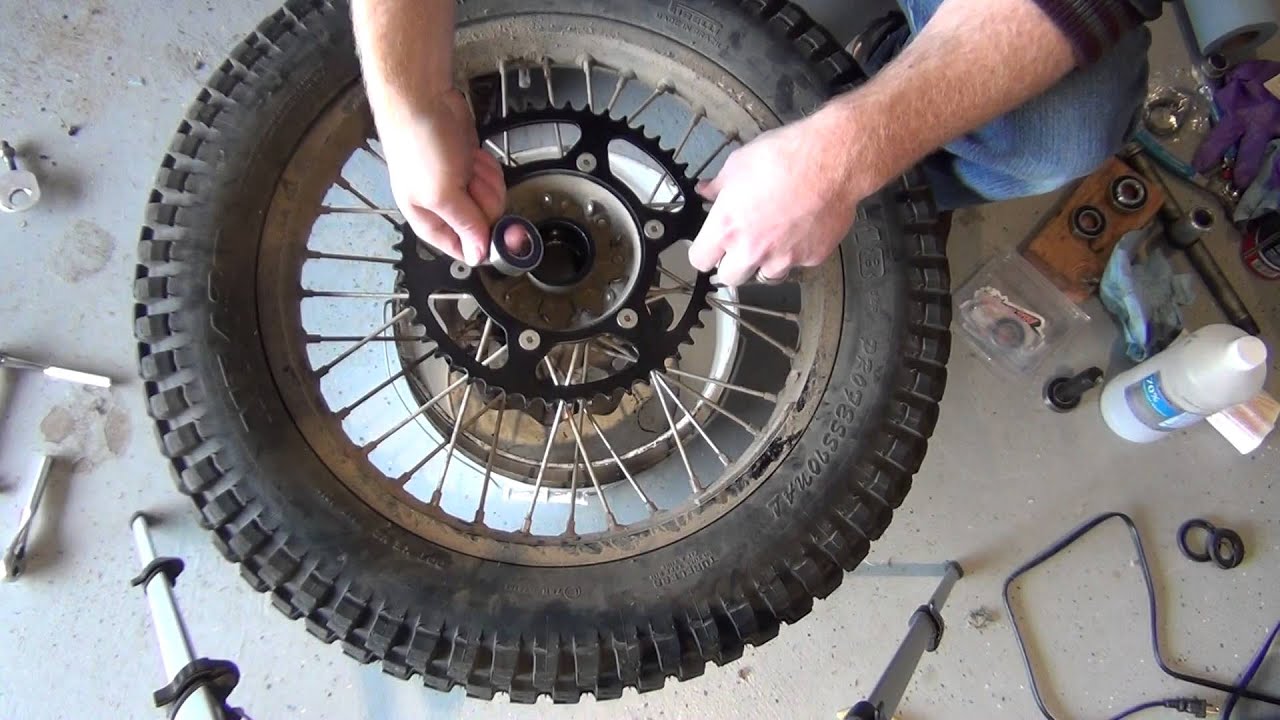 All Balls Racing - Установка подшипников/уплотнений заднего колеса Gas Gas EC300 2012 года