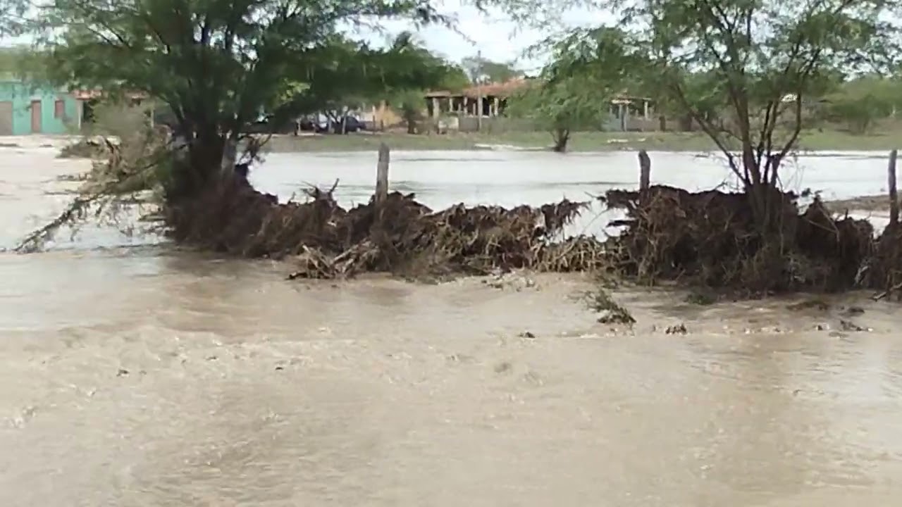 Barragem estoura e deixa cidade alagado pote arrancada no interior de Pernambuco 