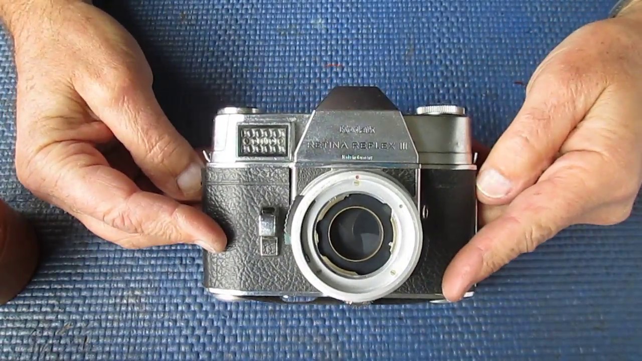 Kodak Retina Reflex III camera with problems 01.