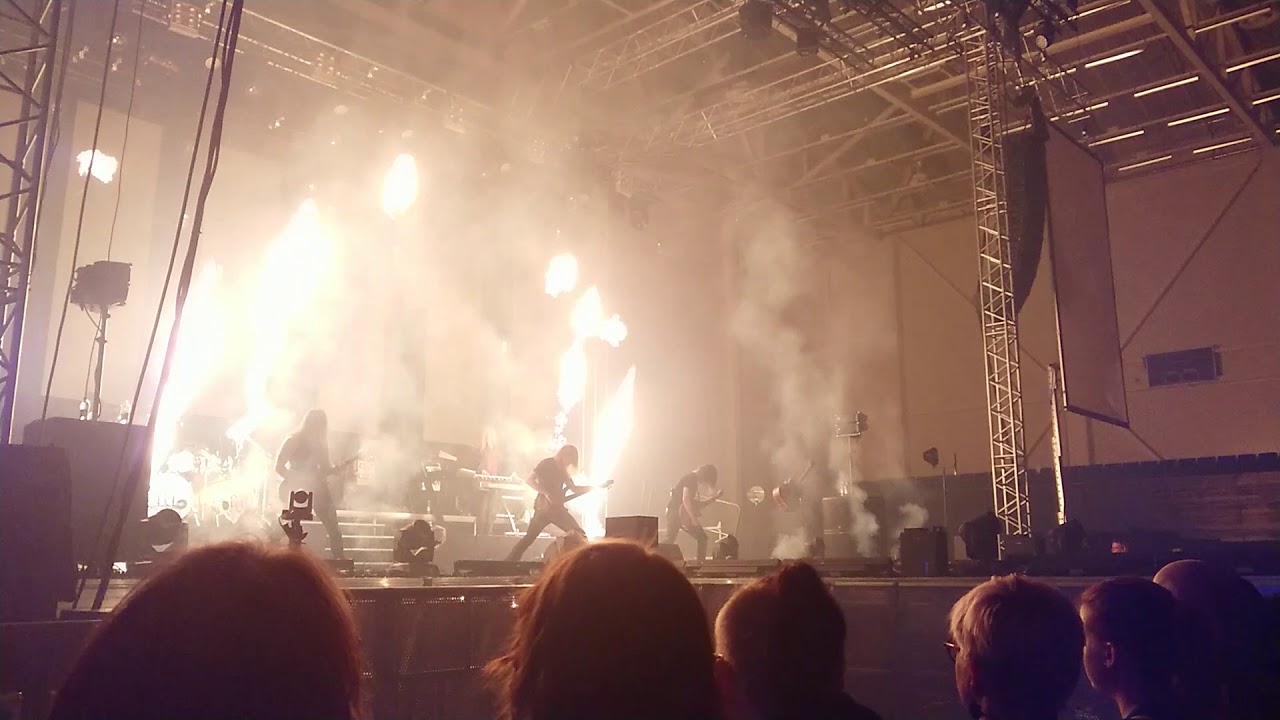 Raskasta Joulua - Joulun Rauhaa (Marco Hietala, Tarja Turunen, Ville Tuomi, Kimmo Blom & Elize Ryd)