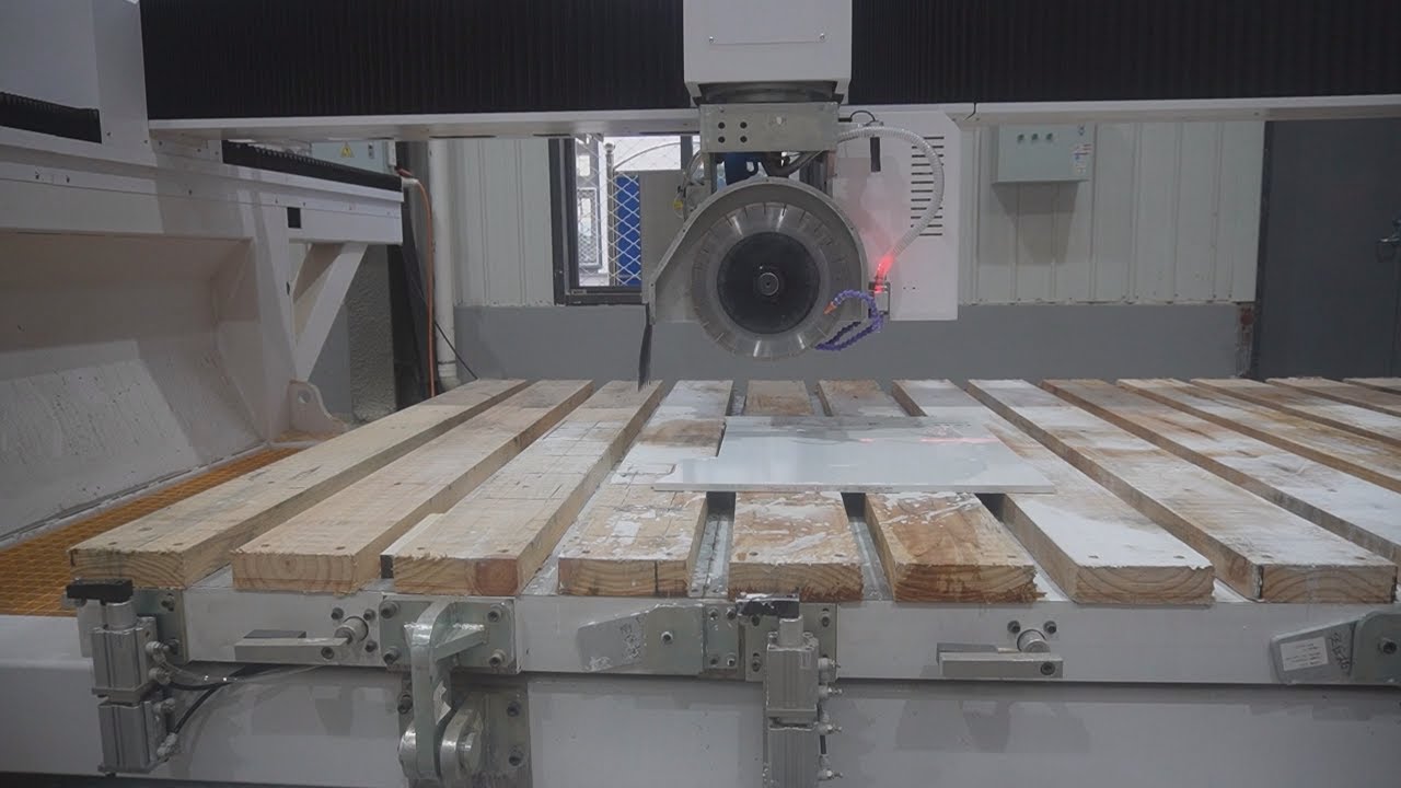 Blue Elephant 4+1 axis bridge saw machine profiling function