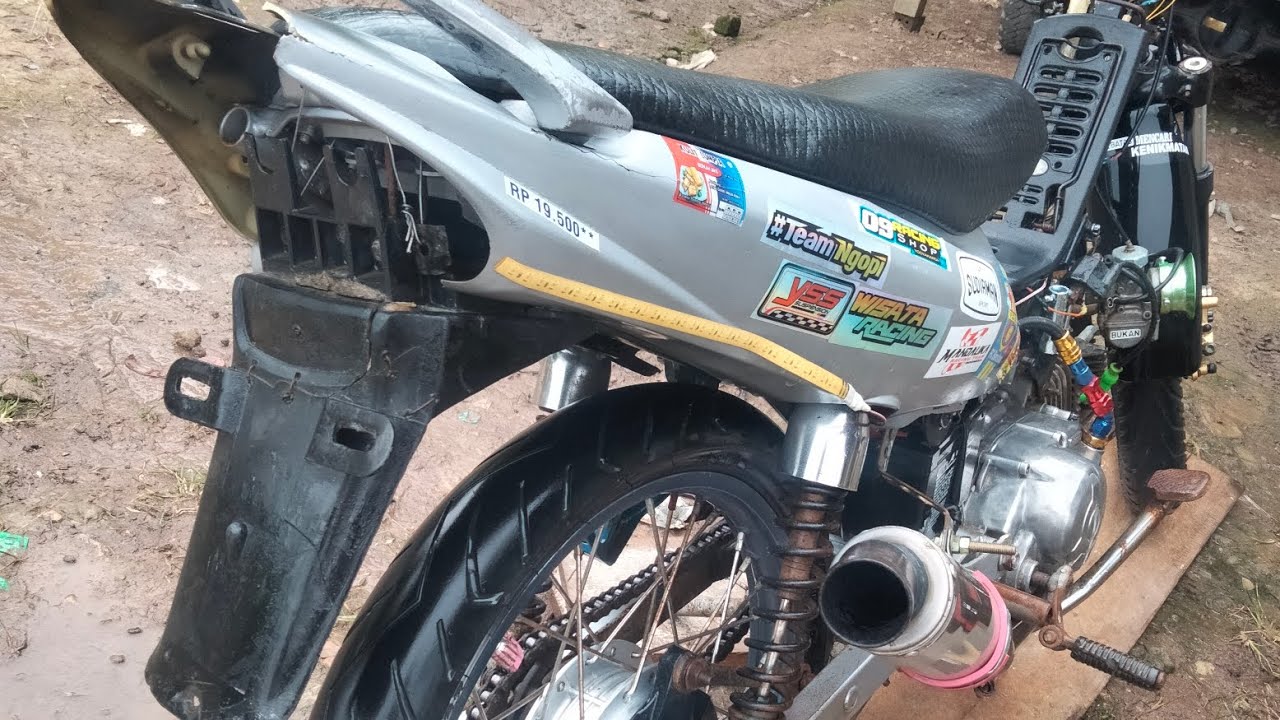 tes!!! jupiter mp4 ,karbu pe 24...melesaatttt @DAENG DRAG INDONESIA @RIDING DRAG PANGKEP