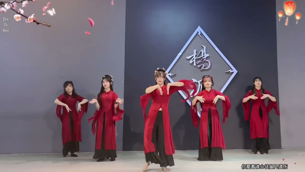 Múa cổ trang: Yến Vô Hiết - giáo viên Hà Thu