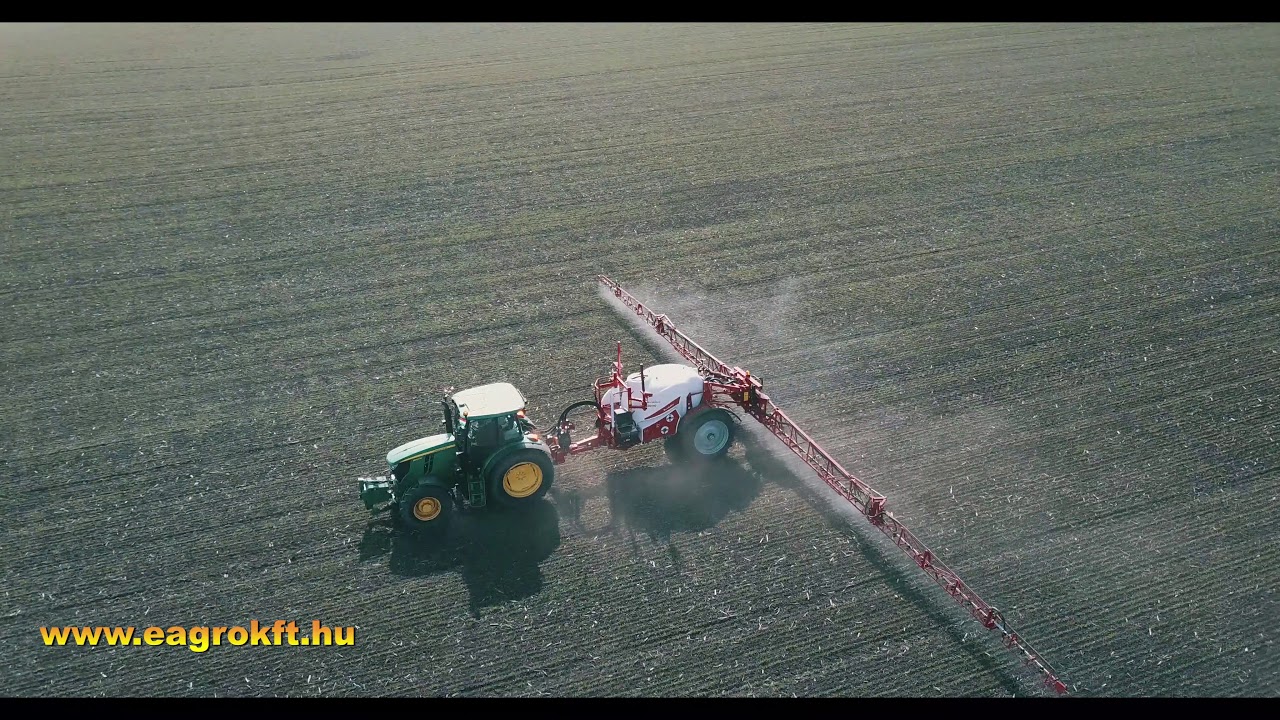 Kertitox FG 3000.24 Revolution az EAgro Kft től Jászapátiban GPS alapú autómata szakaszolással.