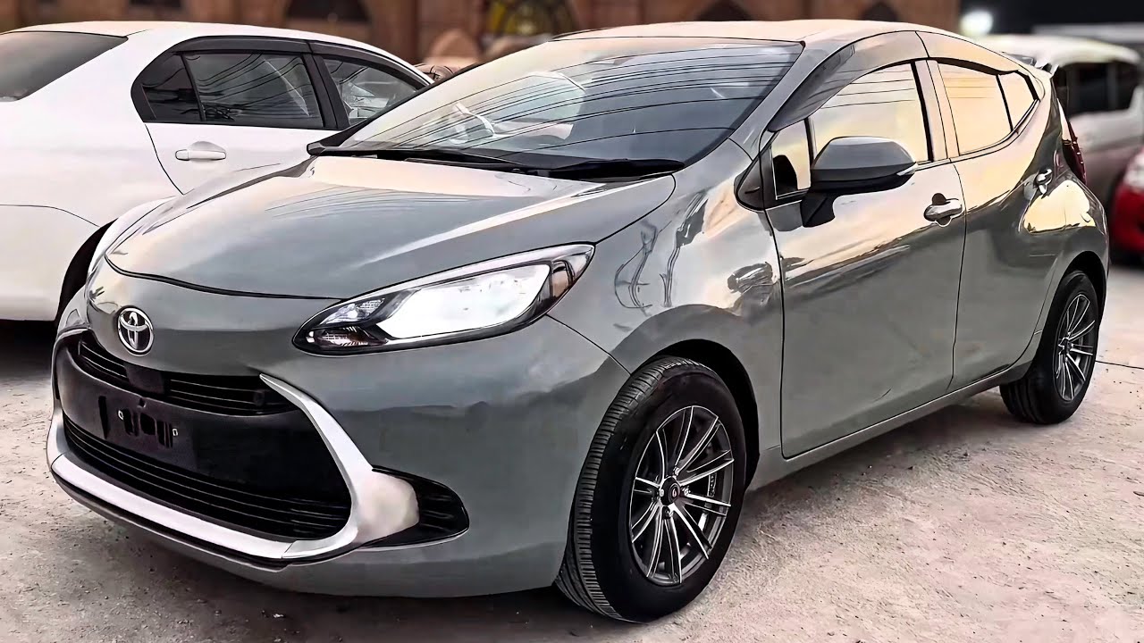 2024 Toyota Aqua Hybrid - Interior and Exterior Walkaround