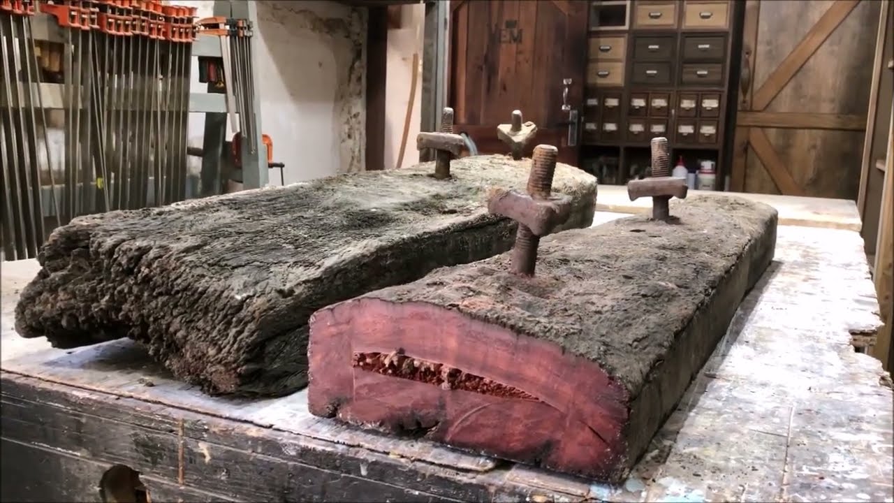 Carpintería con Madera de  120 años de antigüedad