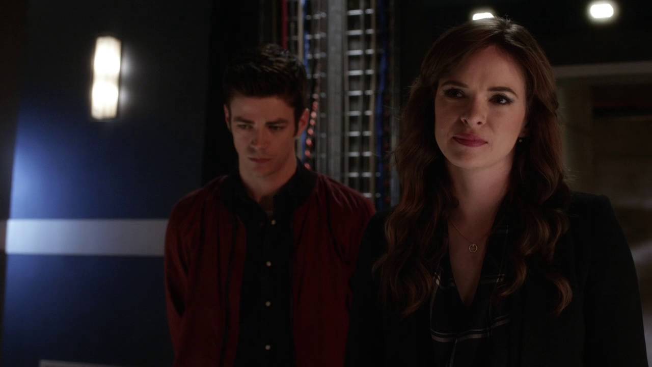 The Flash: S2E23 - Jay Garrick Takes Harry & Jesse To Earth 2
