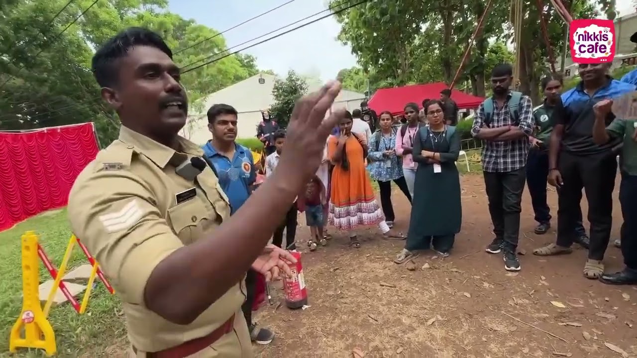 ഗ്യാസ് ഏജൻസികളും സിലിണ്ടർ ഡെലിവറി ചെയ്യുന്ന ആളുകളും വീട്ടമ്മമാരെ/വീട്ടുകാരെ എങ്ങനെ പറ്റിക്കുന്നു  ?