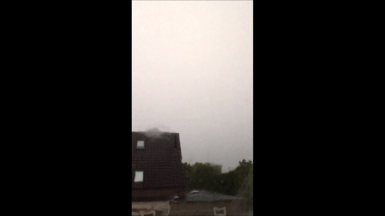 Zware onweersbui Hoogeveen