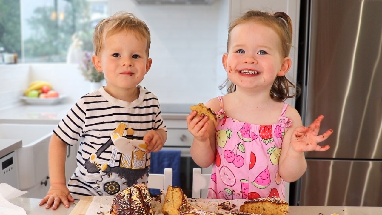 Otis and Ida Bake Their Own Birthday Cake! 🎂🎉 Twin Toddlers Cooking Show Episode #18