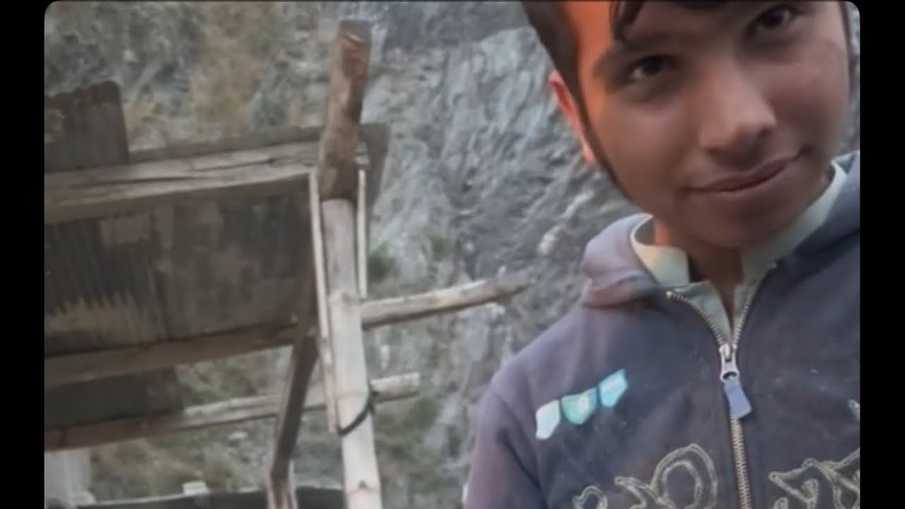 Amjad | “lagi paise aw dera hoshali”