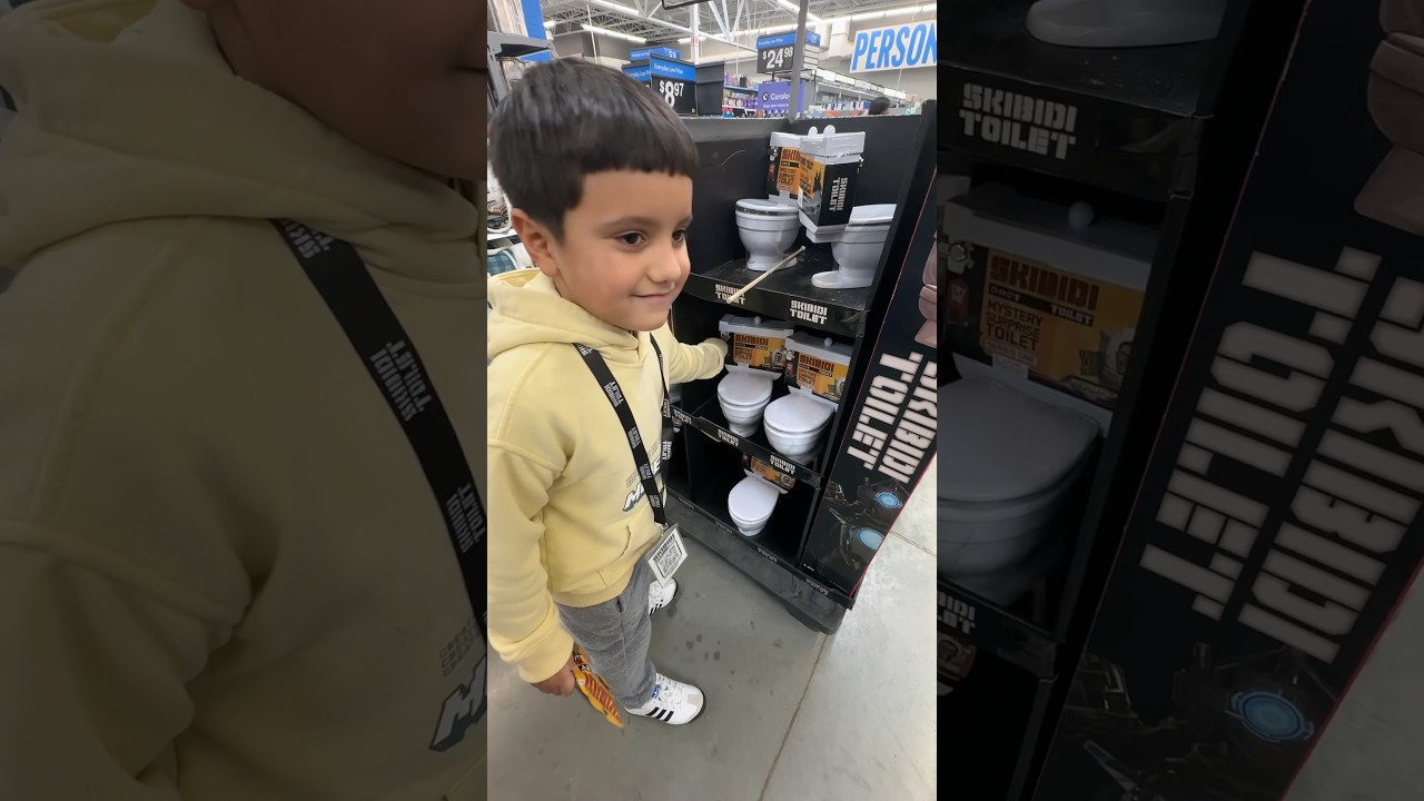 Skibidi Toilet Shopping  #shoppingvlog #toys #toyshopping #toysforkids #momlife #skibiditoilet