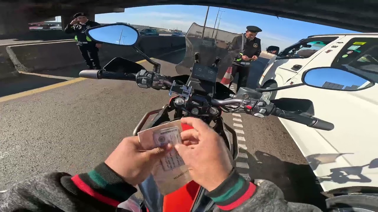 🏍️ Morning Motorcycle Ride POV | Fresh Air & Chill Music 🌅