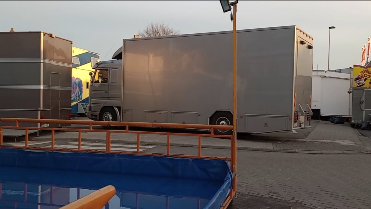 Palmenmarkt kermis Geel 2024 transport en opbouw deel 2