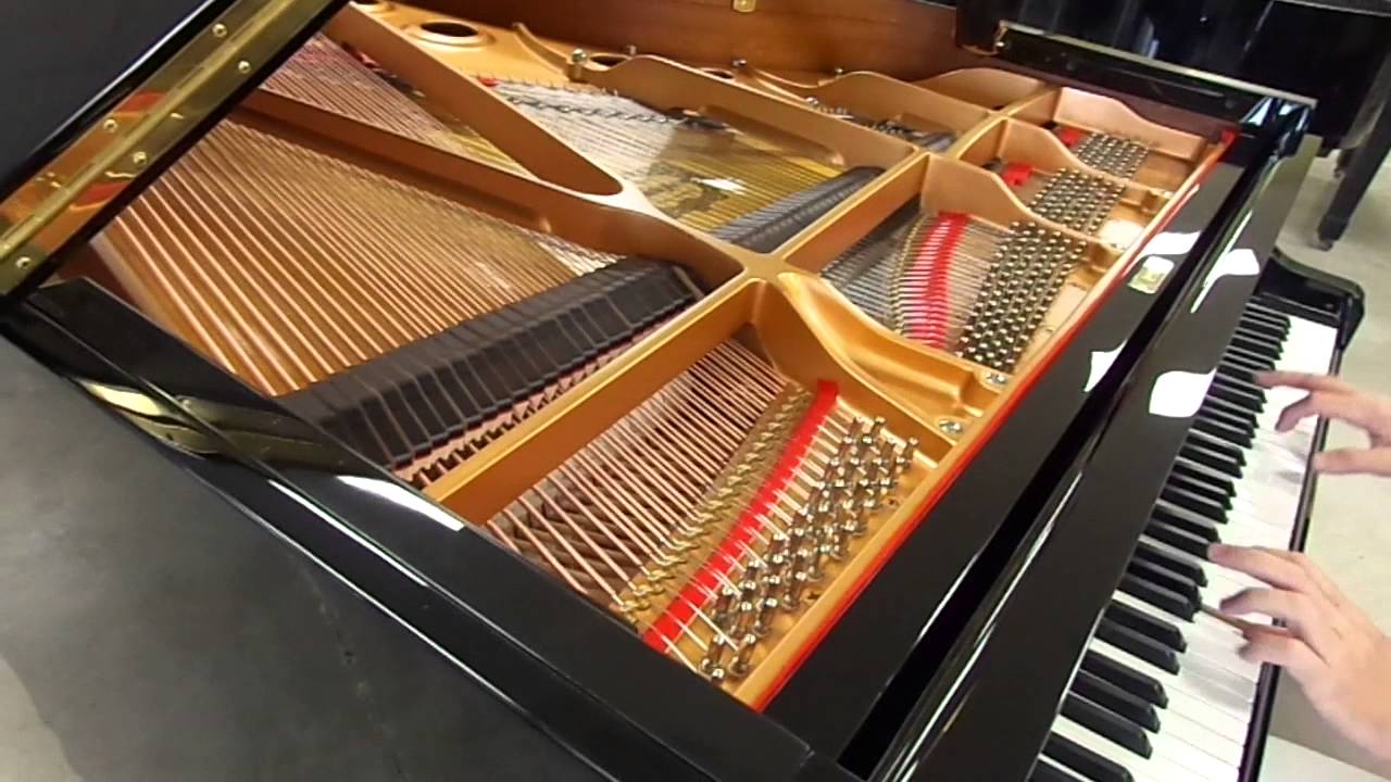 YAMAHA C3 2004 GRAND PIANO