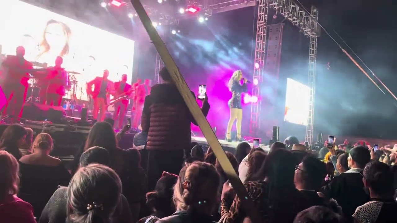 Alicia Sifuentes Y Mi Barrio Colombiano — Ese Hombre 