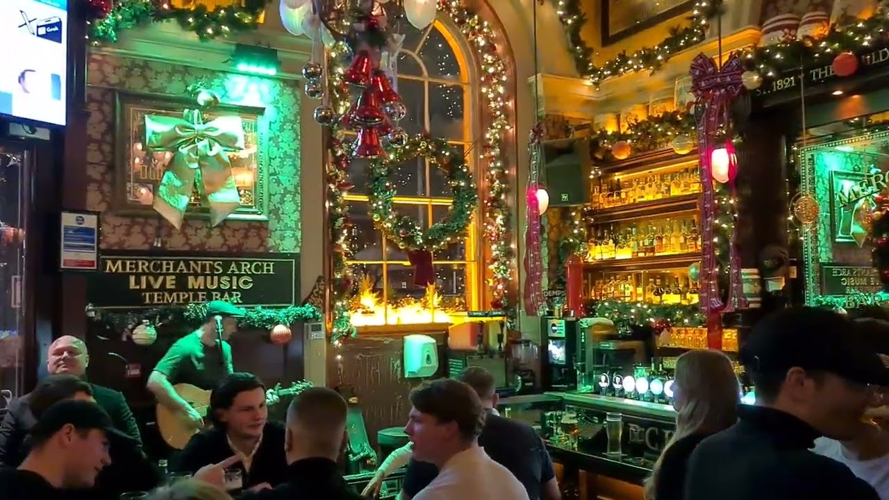 Dublin Temple Bar - Merchants Arch - 2026