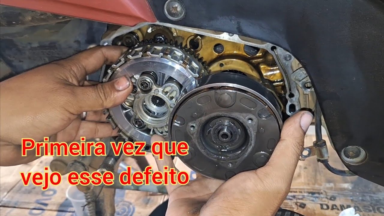 BIZ 125 PATINANDO A EMBREAGEM,ERA DEFEITO EM PEÇA NOVA PARALELA