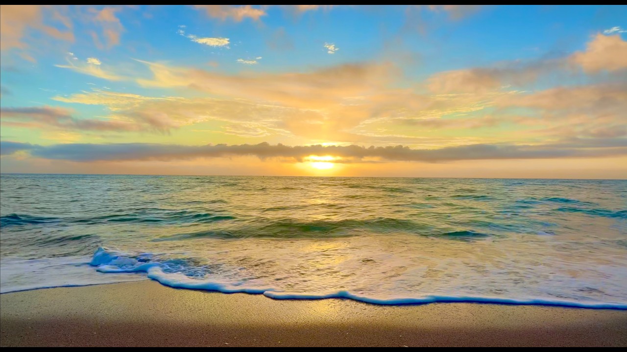 4K Golden Ocean Sunrise Before 7AM 🌅 8 Hours of Calming Waves