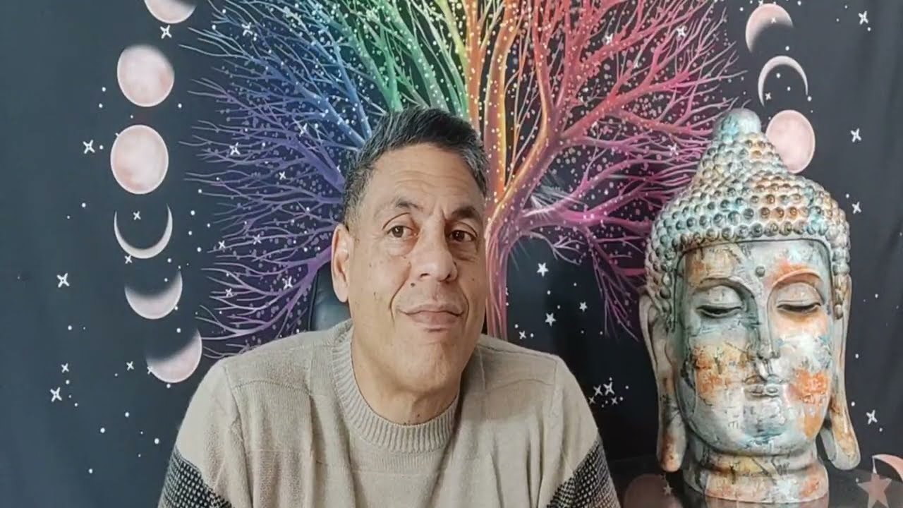 CAPRICORNIO ♑️ QUIERE VOLVER PERO NO SABE CÓMO‼️ TE NECESITA, PERO SU ORGULLO LO ESTÁ ARRUINANDO. 