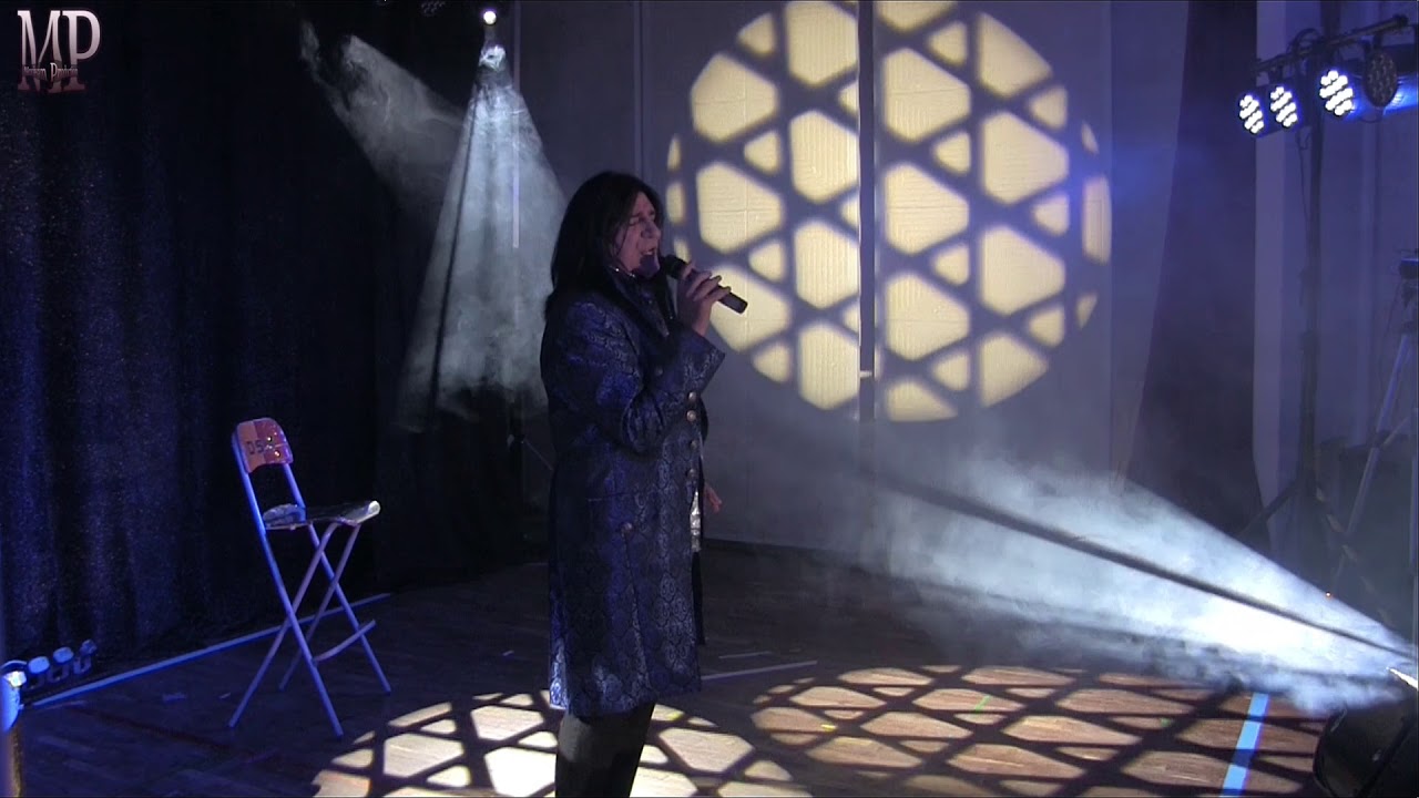 Daniele Si Nasce - Medley (L'Impossibile Vivere, Il Maestro, Marciapiedi, L'Italiana, Figaro)