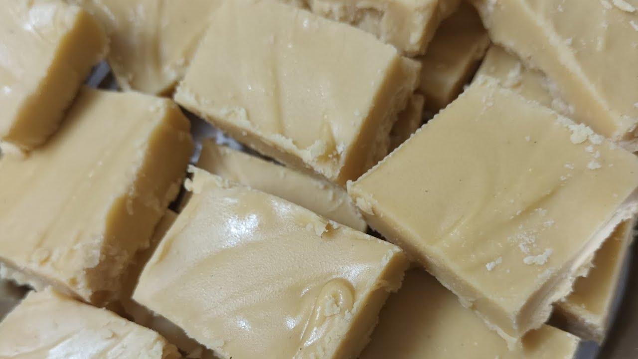 ಹುರಿಗಡಲೆ (ಪುಟಾಣಿ) ಯಿಂದ 10 ನಿಮಿಷದಲ್ಲಿ ಹಾಲ್ಕೋವ🤤#sweet#90'skidesfavourite#food #tasty#halkova