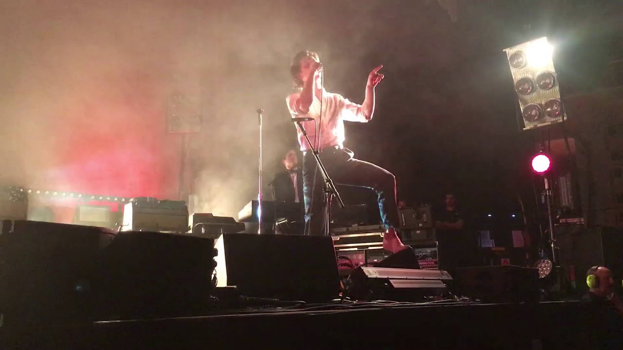 The Last Shadow Puppets - Sweet Dreams, TN live @ The Dome (Brighton UK)