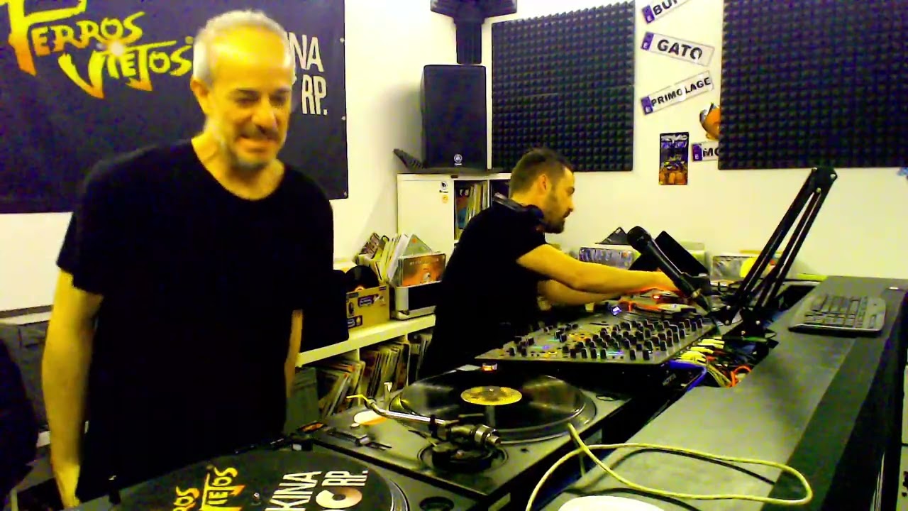 Devil at Work & No border - Set ben&eacute;fico Big D & Bolo