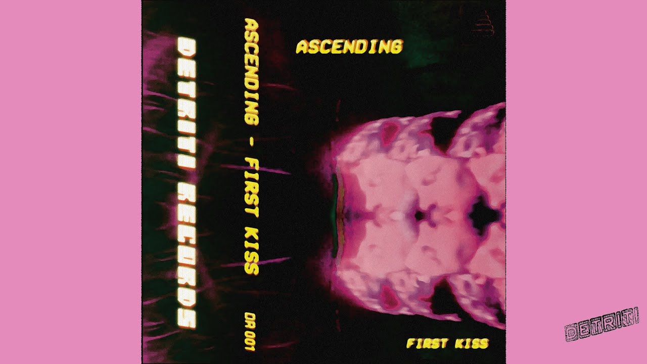 Ascending - First kiss