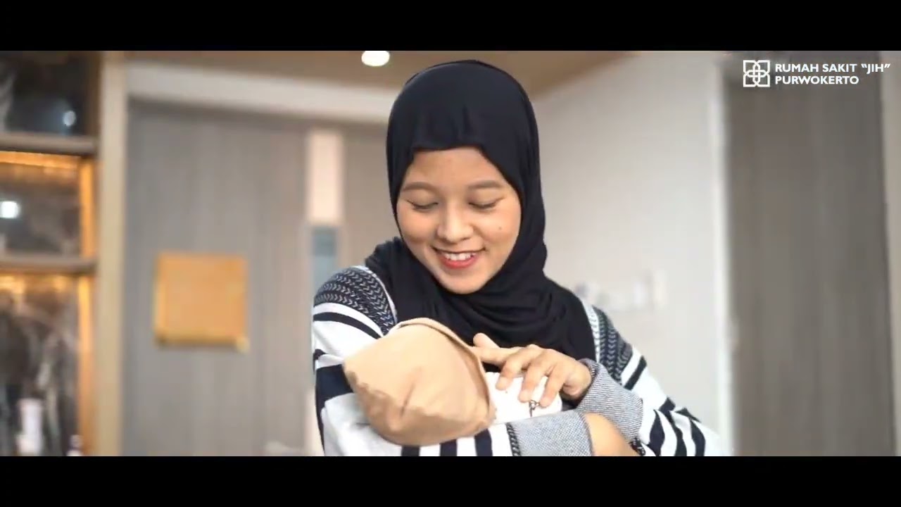 Moment kelahiran cucu pertama..