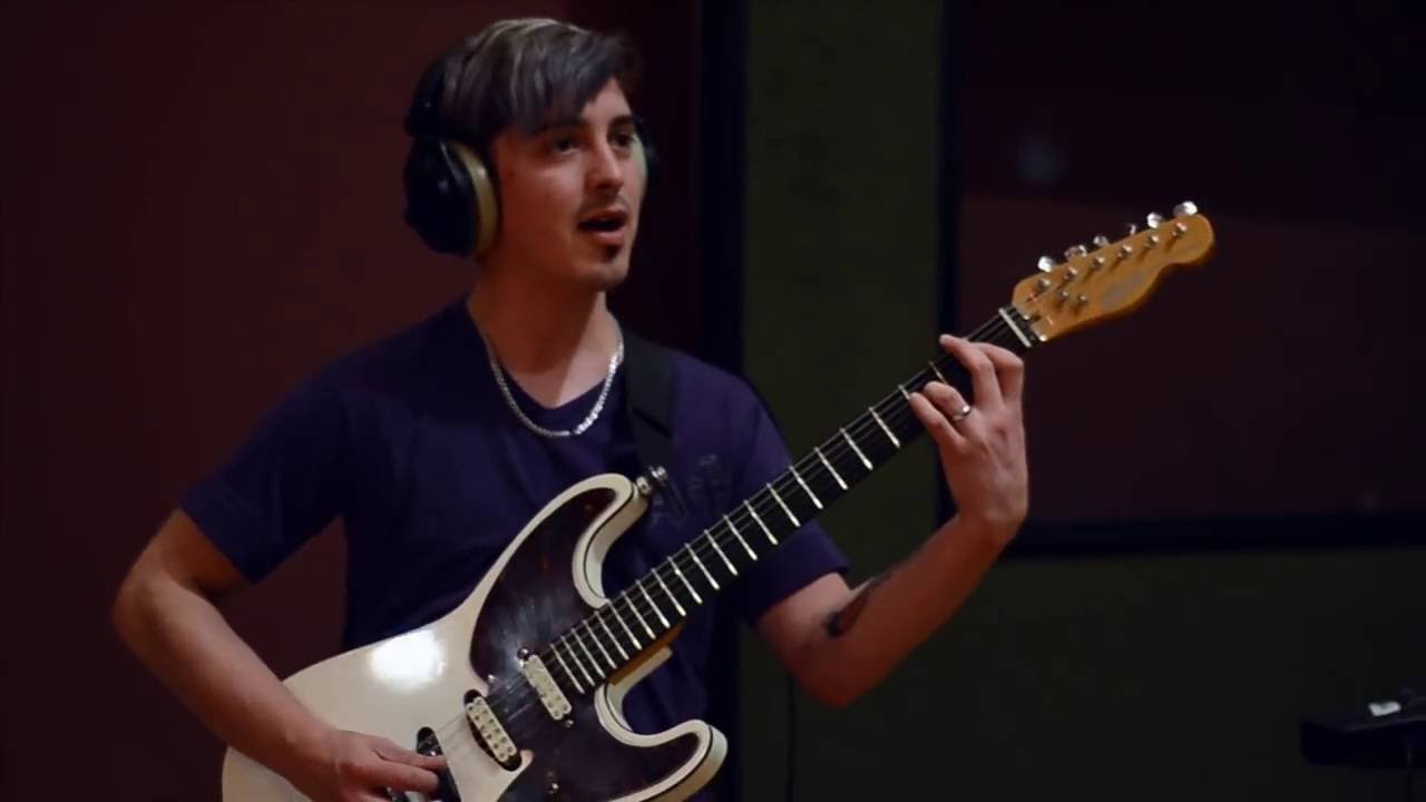 Bigger - En Conexión ( Single 2016)