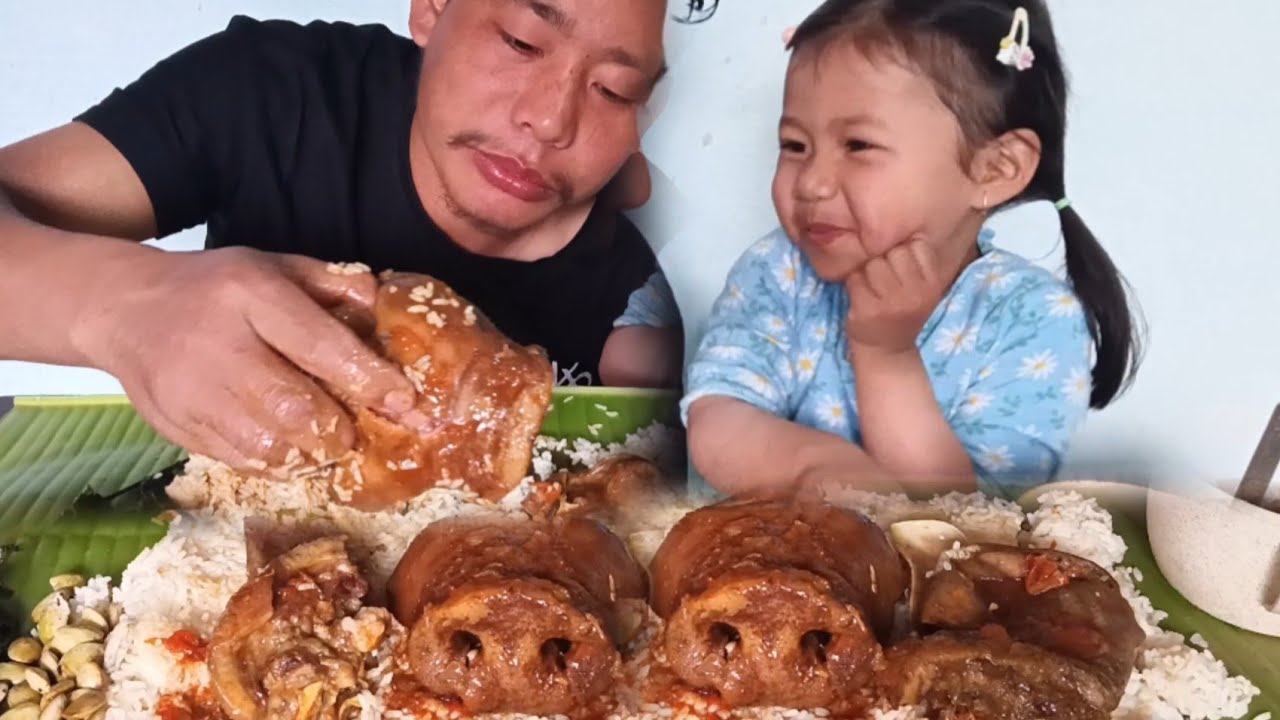 Eating Delicious pig 🐽 and 👂| Naga Mukbang | Naga Food Mukbang |