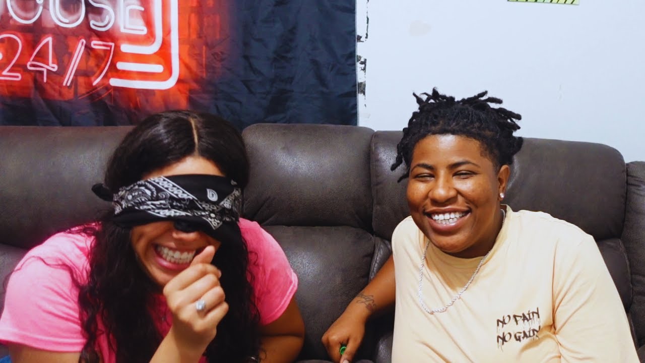 SPICY Chapstick Kissing Challenge 🥵😘