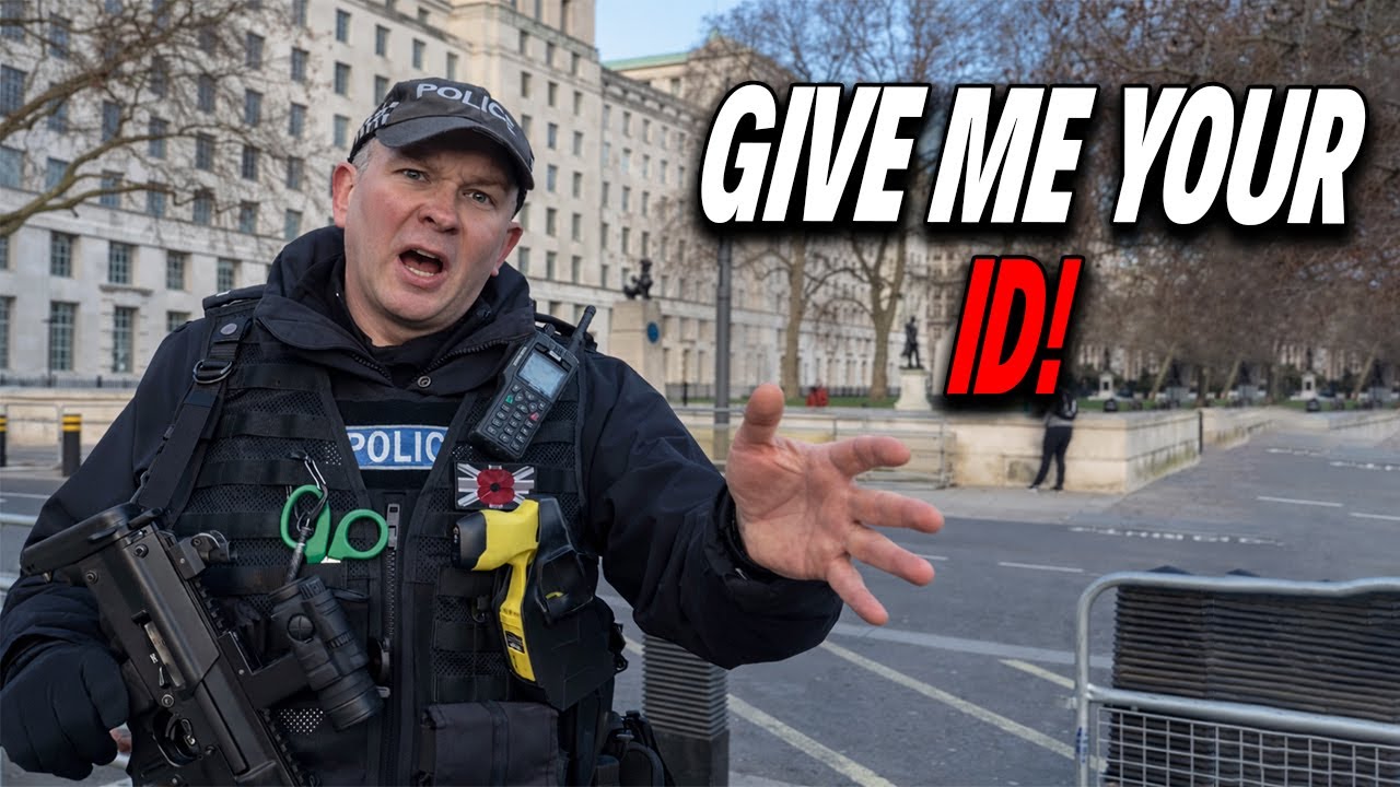 UK Officers PANIC When Auditor Quoting Their Own Law Leaves Them Speechless!