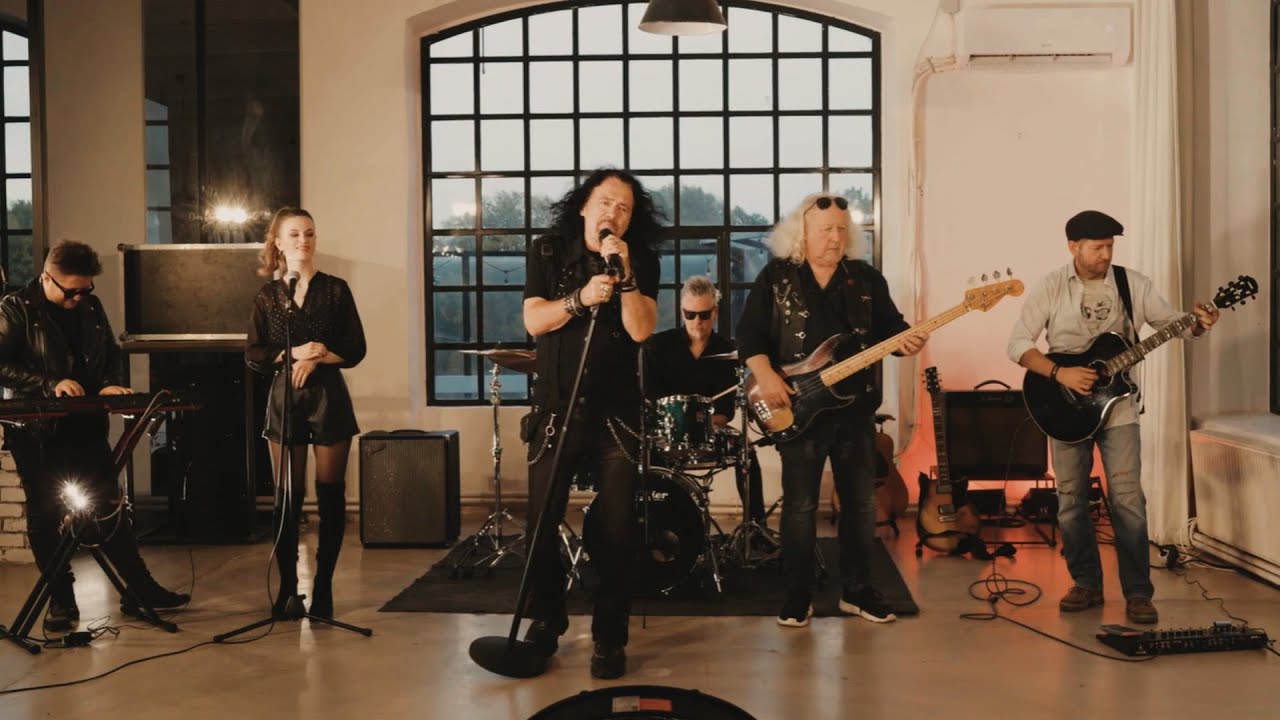 Kalapács József és az Akusztika - Tűz és vér (hivatalos videó / official video)