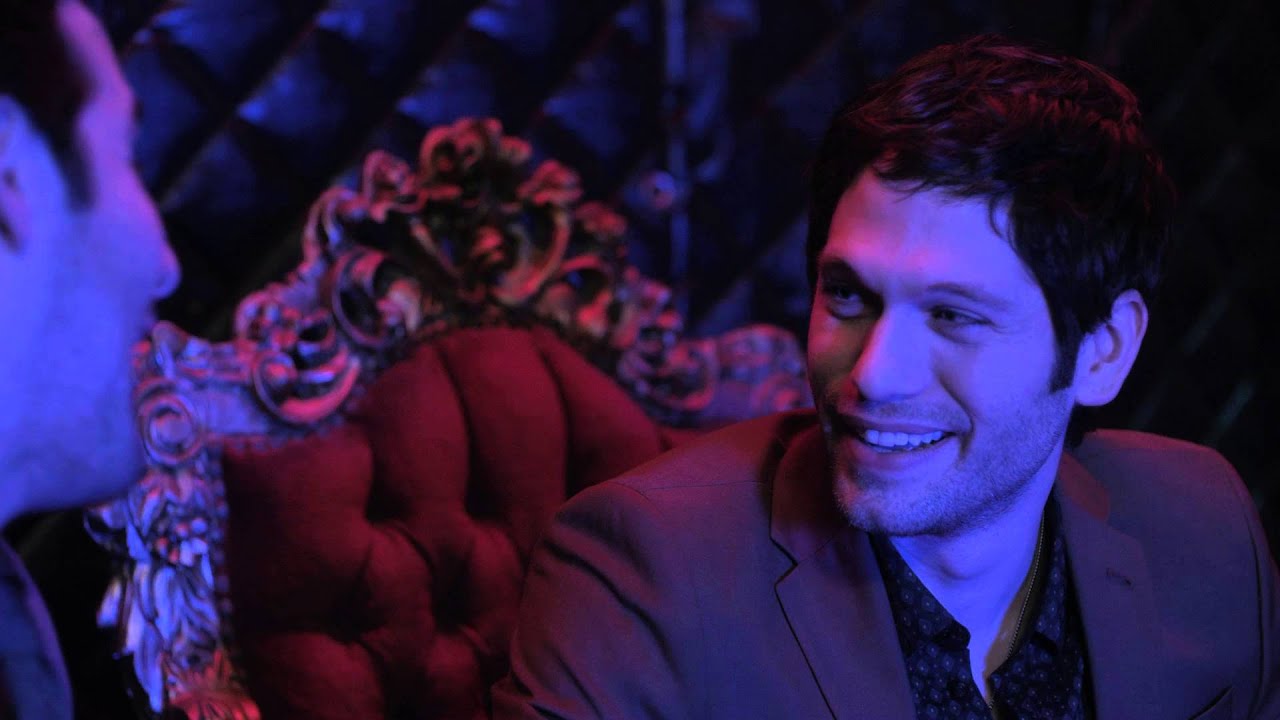 In Between Men - Season 2 - Episode 7, 