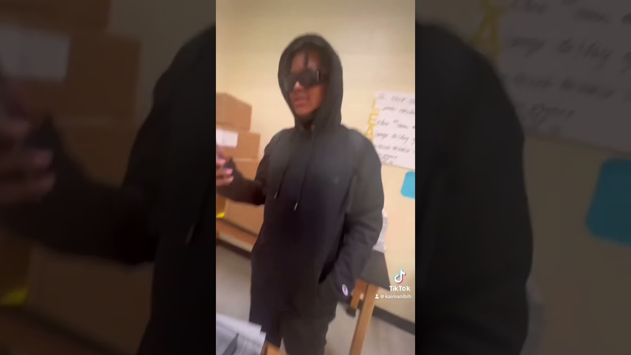 POV: how teacher be in class