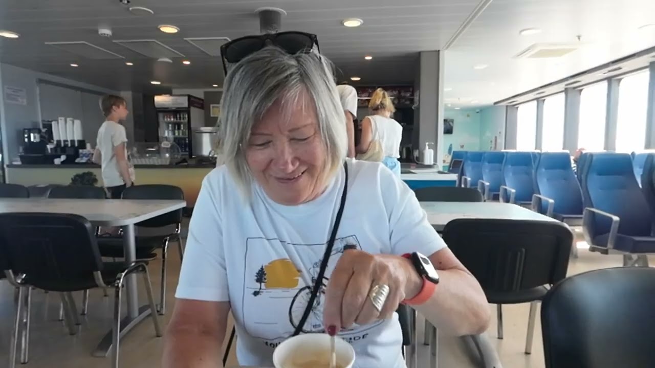 TUTUSTUMME BALTIAAN, OSA 12 ⎜ Siirrymme Saarenmaalta Hiiunmaalle