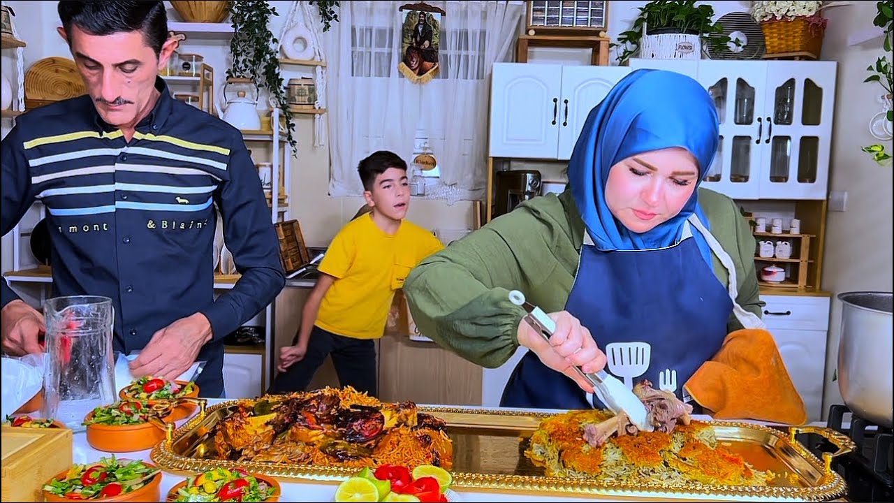 ‏اليوم زارتني الشيف ساره خاتون امينة كربلاء السياحة سويت لها أحلى الوصفات تمن باكله مقلوبة لحم بانية