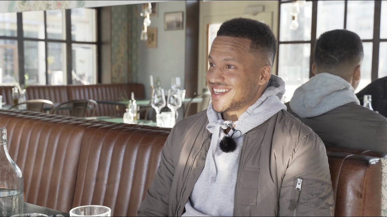 Studio H&auml;cken m&ouml;ter Martin Olsson