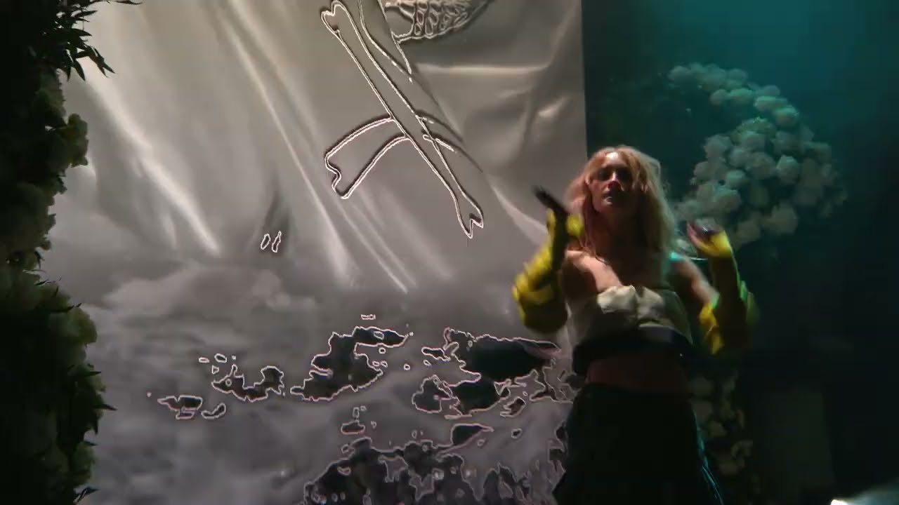 Yaeger - Baewatch (Live @ Swedish ELLE Awards 2026)