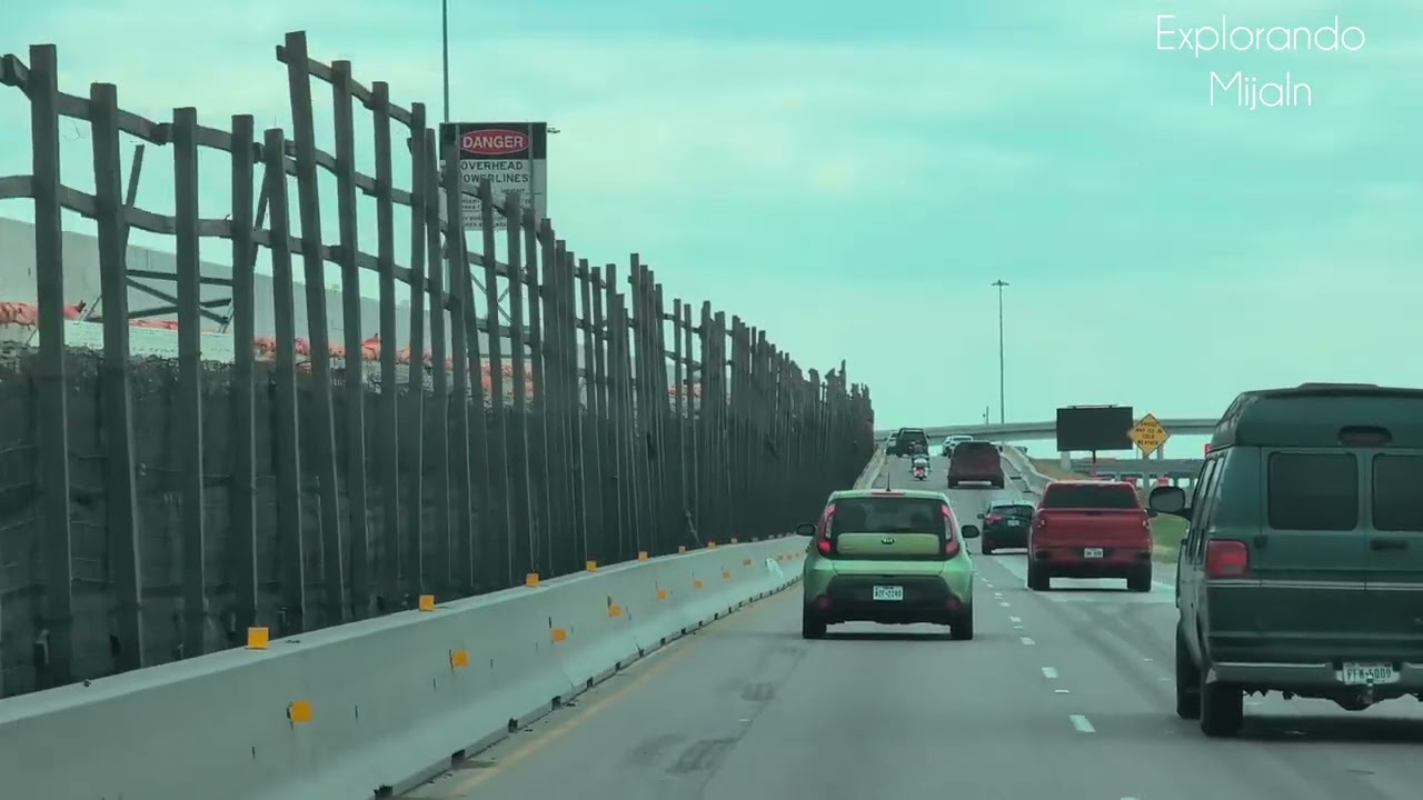 DRIVING THROUGH TEXAS IN 4K 