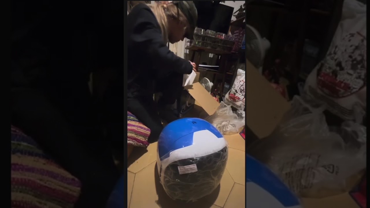 mini nevera astro bot unboxing