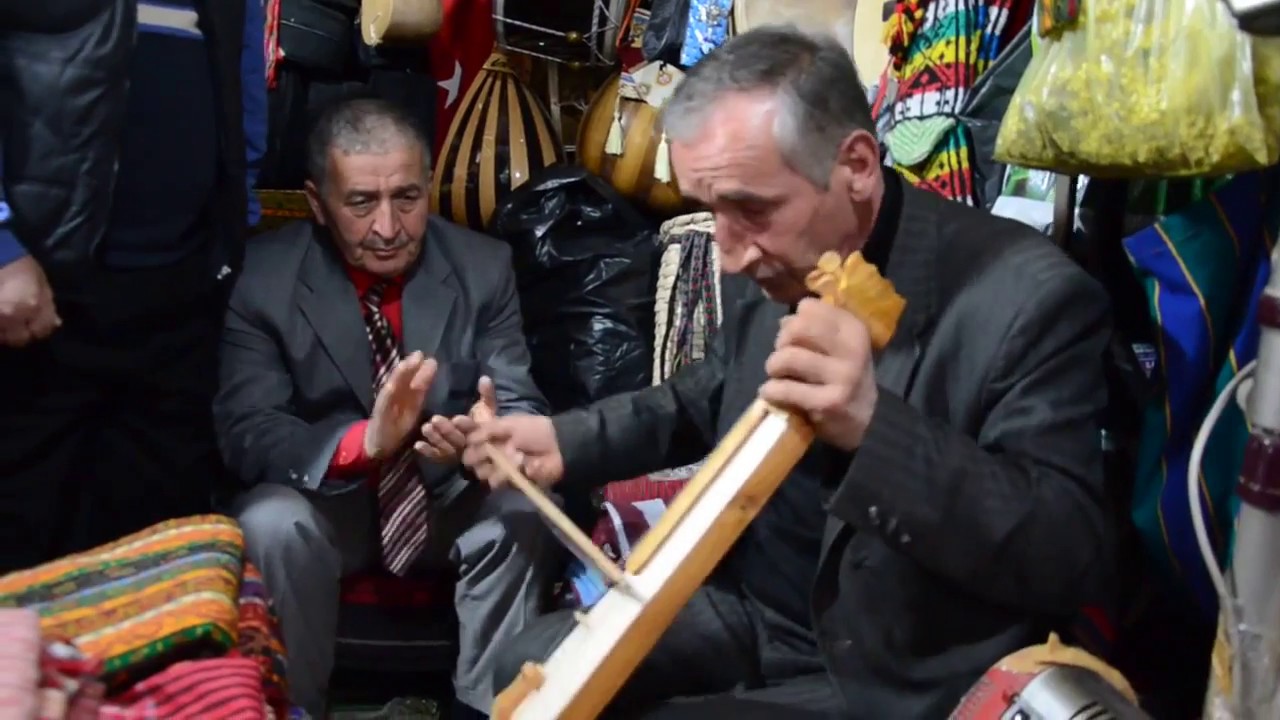 Giresun G&ouml;rele &Ccedil;avuşlulu Kemen&ccedil;e Ustası Enver Topal'dan horan havası