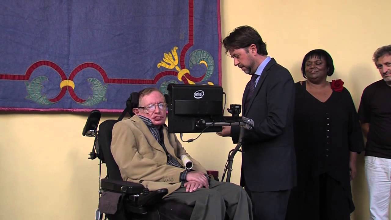 Visita del científico Stephen Hawking al Museo de la Naturaleza y el Hombre