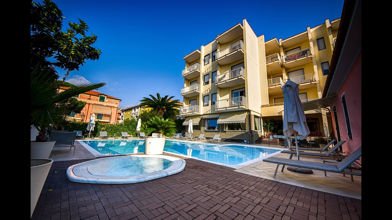 Hotel Splendid 3 Stelle sul mare a Diano Marina