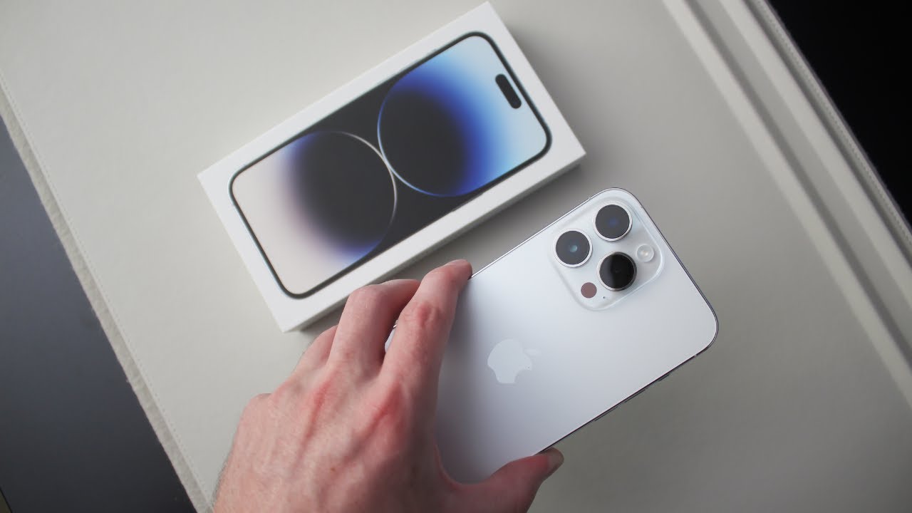 Распаковка и первые впечатления серебристого iPhone 14 Pro Max | Настройка ESIM