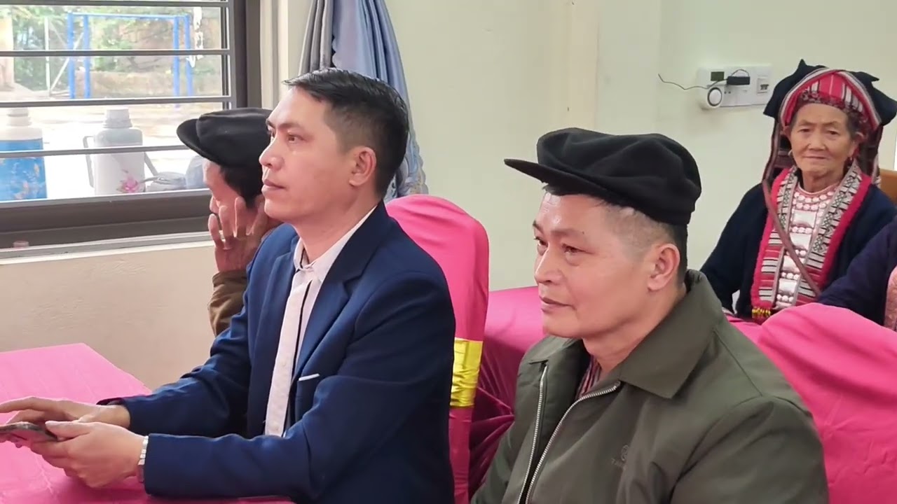 Họp mặt đầu xuân năm mới dòng họ phượng nhánh ông Giào Và xã Hồ Thầu tỉnh Tuyên Quang 
