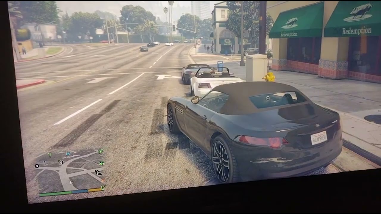 Vaga entre dois carros no GTA 5 com instrutor Leandro 
